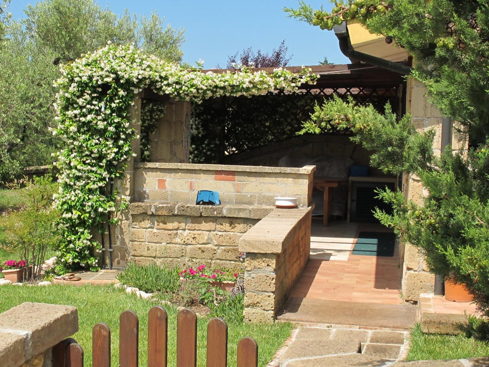 Il Borgo Centro Vacanze Guardistallo Exterior photo