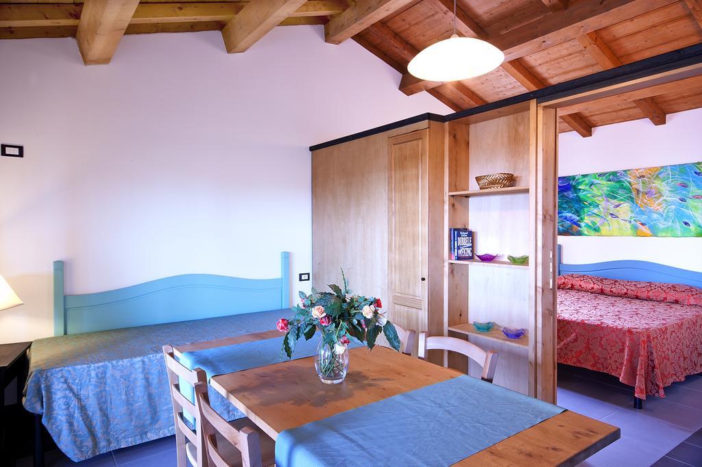 Il Borgo Centro Vacanze Guardistallo Exterior photo